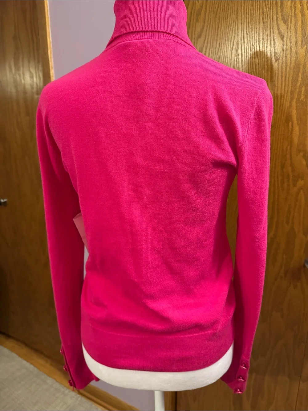 L’AGENCE Bright Fuchsia Turtleneck Top size small. - Picture 7 of 12